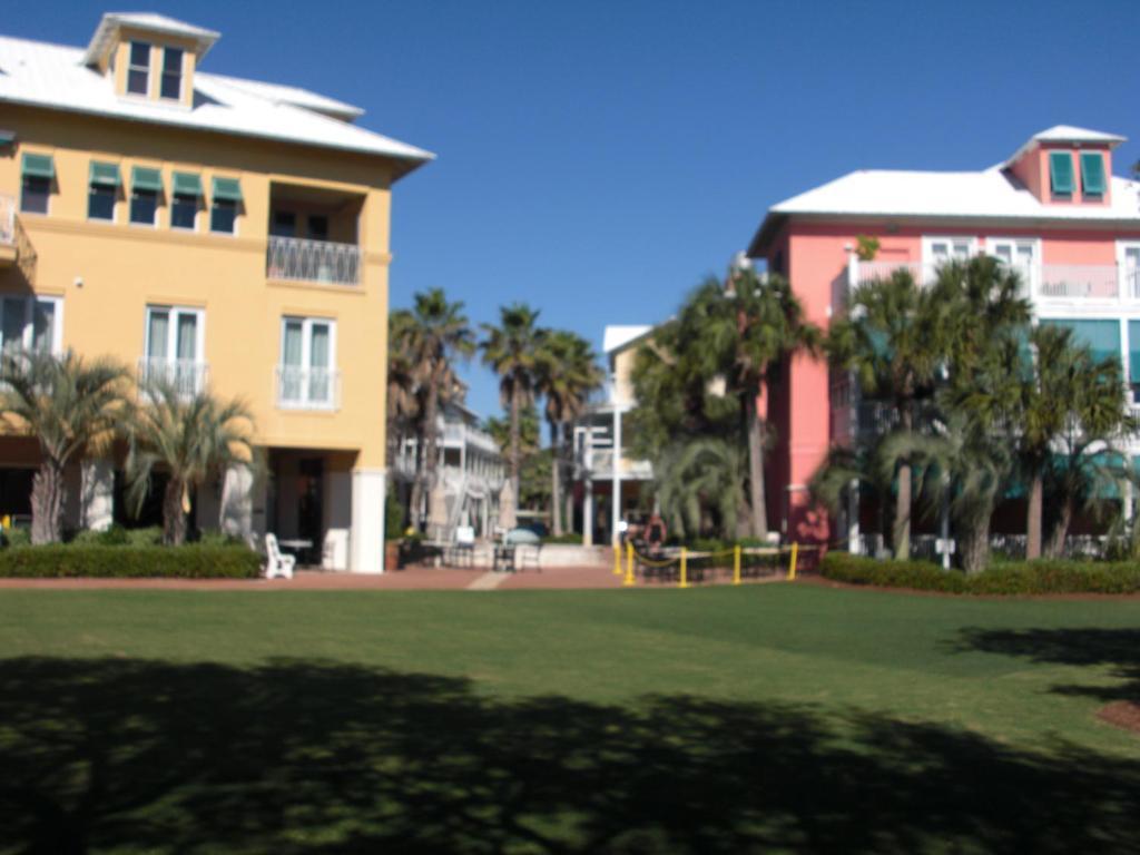 רוזמרי ביץ' Carillon Beach Resort Inn מראה חיצוני תמונה