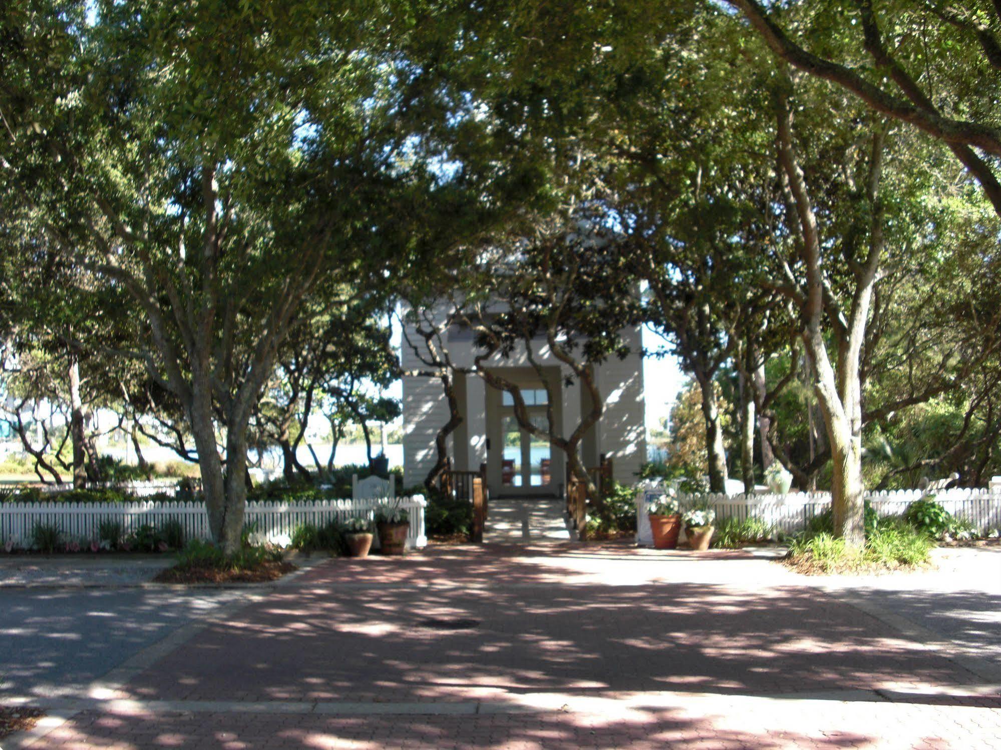 רוזמרי ביץ' Carillon Beach Resort Inn מראה חיצוני תמונה